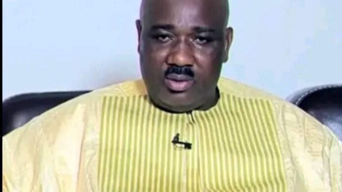Farba Ngom, député sénégalais Farba Ngom, député sénégalais
