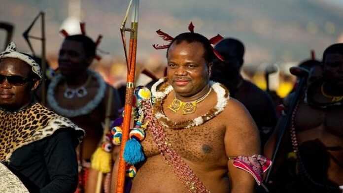 Le roi d'Eswatini Le roi d'Eswatini