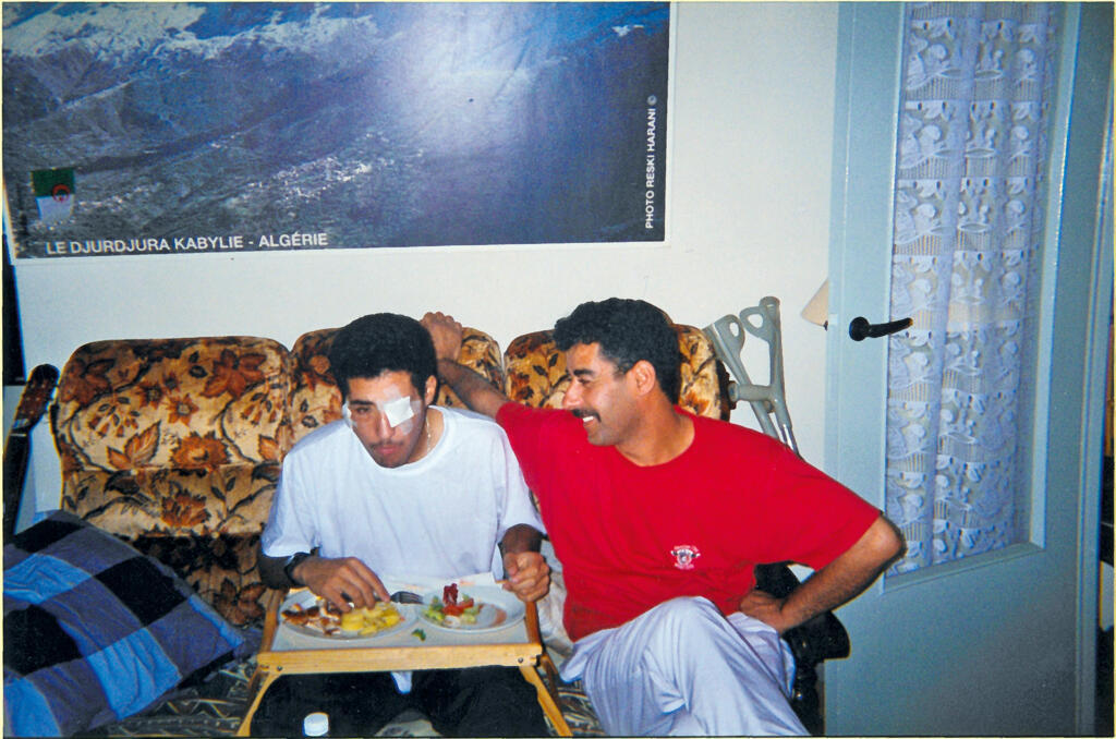 Hakim Arezki avec son père.