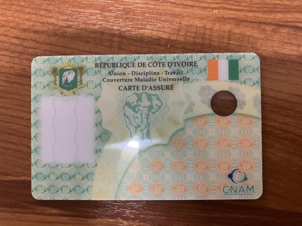 Une carte de la CMU détenue désormais par plus de 20 millions d'Ivoiriens.