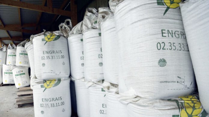 engrais Des sacs d'engrais