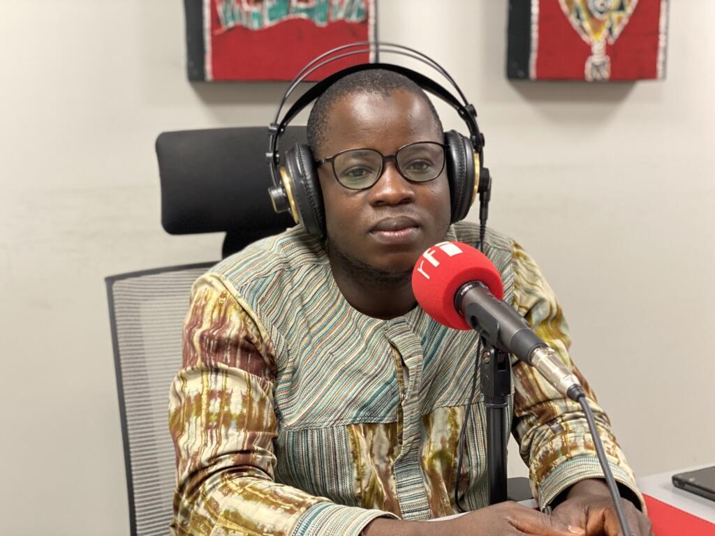 Oumarou Sidibé, journaliste à de RFI Mandenkan, professeur et référent linguistique.