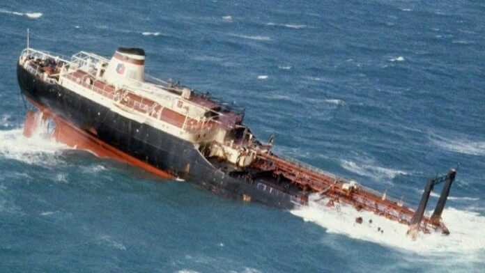 Bateau naufrage Naufrage d'un bateau