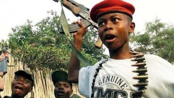 Enfants soldats Enfants soldats