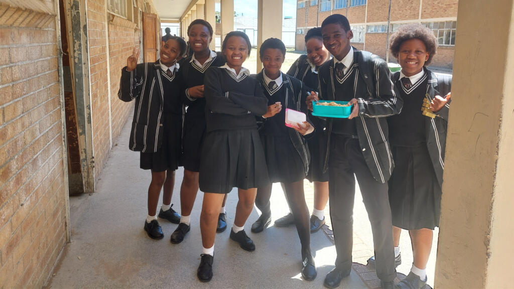 Au lycée du principal township de la ville : le Duncan Village.